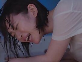 asian-japanese-uniform-wet-woman
